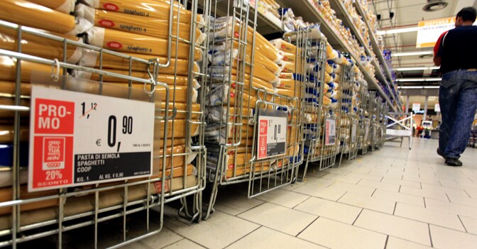 A marzo riparte l’inflazione: prezzi in aumento dello 0,9% - Il Sole 24 ORE